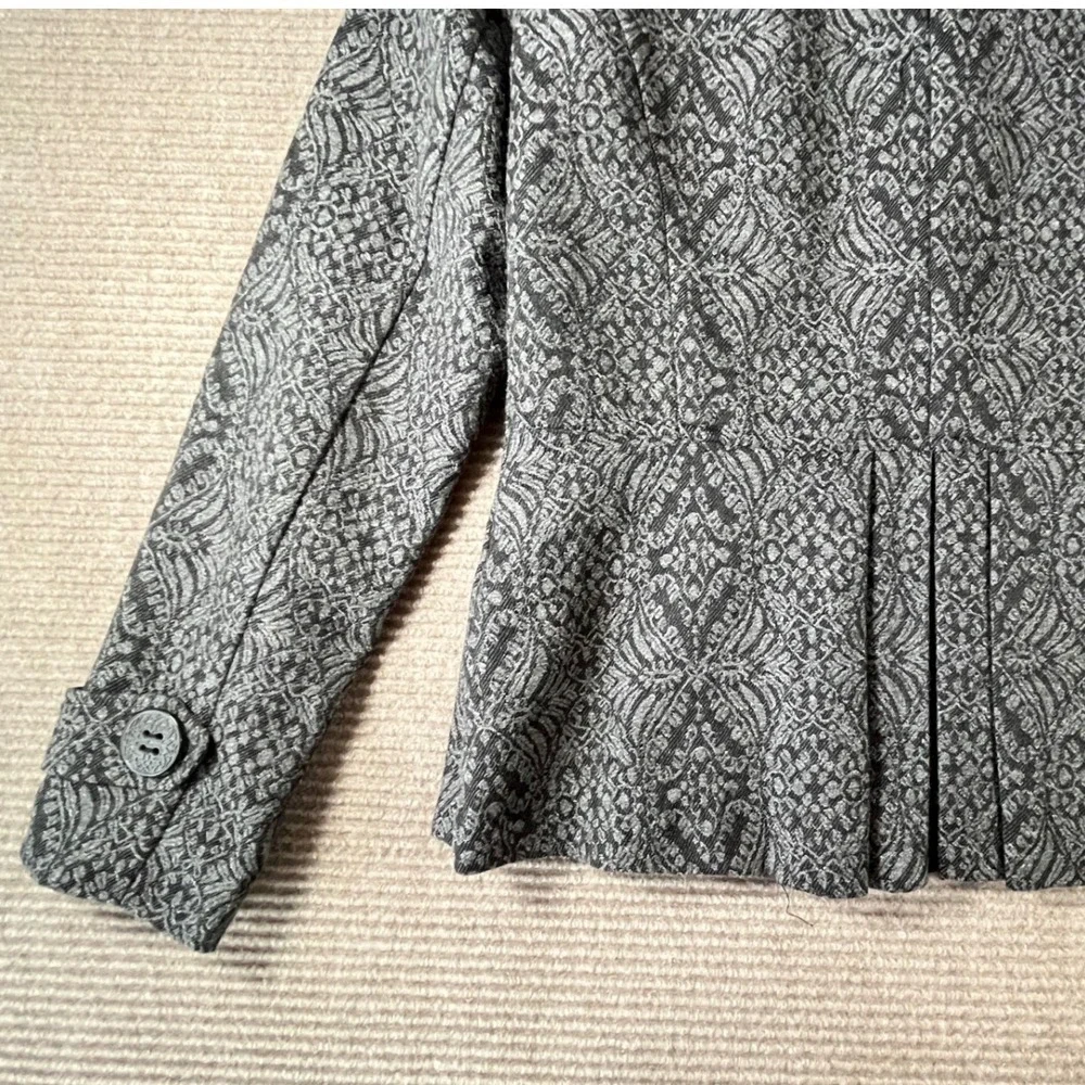 Coldwater Creek Womens Grey Black Damask Wool Blend Blazer Jacket Size 6 Pleated